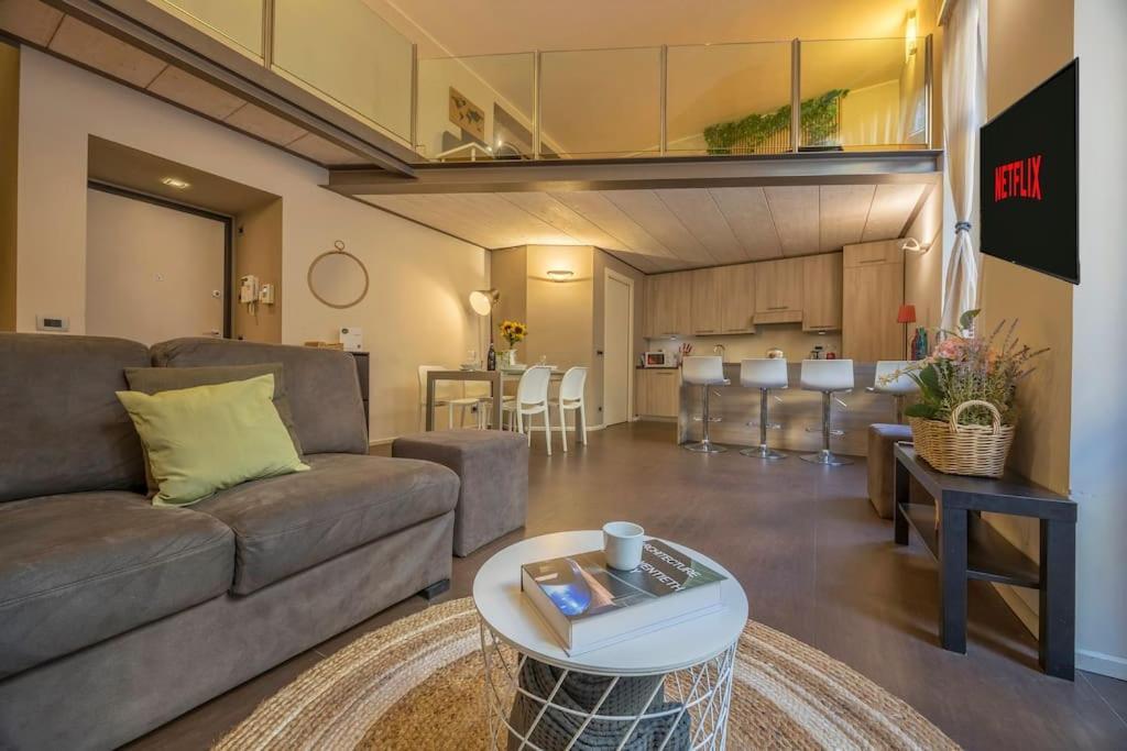 Lovely & Quiet Loft Next To Porta Nuova Station Turin
